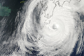 Typhoon Phanfone Nears Japan