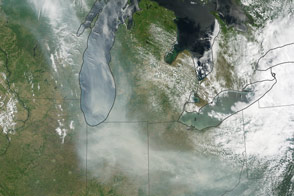 Canadian Fires Send Smoke Over the U.S.