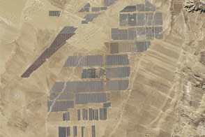 Longyangxia Dam Solar Park